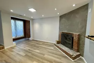 2433 18th St NE, Washington, DC 20018 - Photo 8