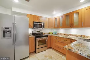 1080 Wisconsin Ave NW, Washington, DC 20007 - Photo 14