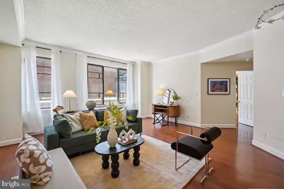 1080 Wisconsin Avenue NW #1004, Washington, DC 20007 - Photo 10