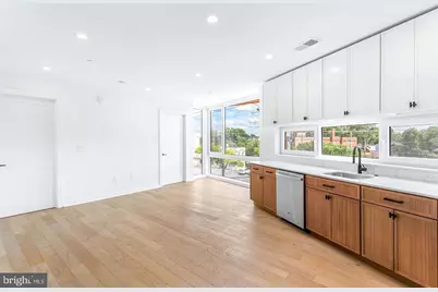 1522 Rhode Island Avenue NE #304, Washington, DC 20018 - Photo 1