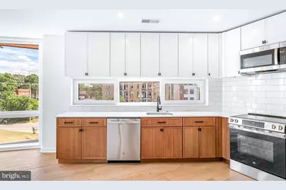 1522 Rhode Avenue NE #401, Washington, DC 20018 - Photo 4