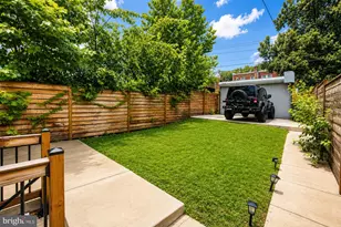 1237 Emerson St NE, Washington, DC 20017 - Photo 32
