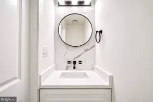 1237 Emerson St NE, Washington, DC 20017 - Photo 10