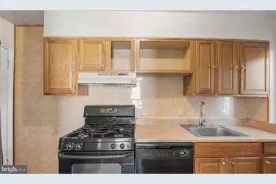 [Address not provided], Washington, DC 20019 - Photo 6