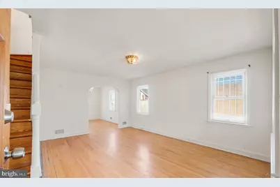 [Address not provided], Washington, DC 20019 - Photo 4