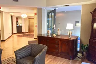1077 30th St NW, Washington, DC 20007 - Photo 2