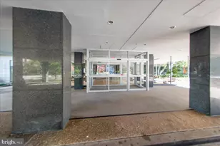 2475 Virginia Ave NW, Washington, DC 20037 - Photo 2