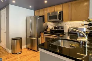 1225 13th St NW, Washington, DC 20005 - Photo 2