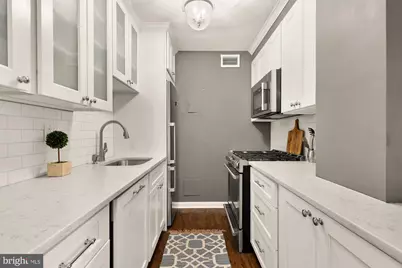2475 Virginia Avenue NW #410, Washington, DC 20037 - Photo 8