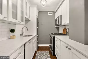 2475 Virginia Ave NW, Washington, DC 20037 - Photo 8