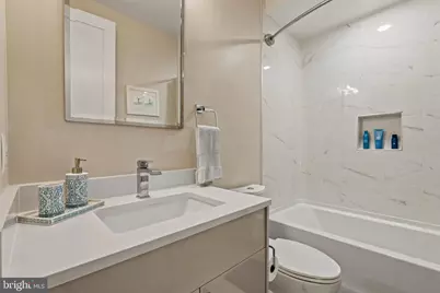 2618 University Place NW #2, Washington, DC 20009 - Photo 14