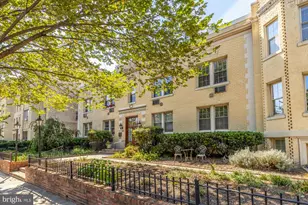 3022 Wisconsin Ave NW, Washington, DC 20016 - Photo 2