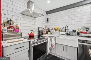 1855 Calvert St NW, Washington, DC 20009 - Photo 14