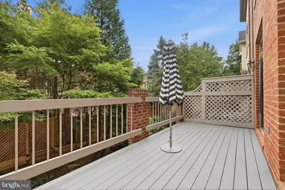 4006 Highwood Court NW, Washington, DC 20007 - Photo 14