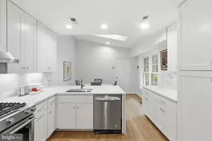 4006 Highwood Ct NW, Washington, DC 20007 - Photo 8