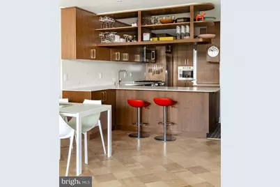 700 New Hampshire Avenue NW #1010, Washington, DC 20037 - Photo 1