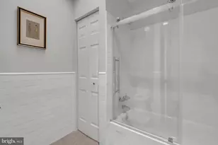 915 5th St NW, Washington, DC 20001 - Photo 36