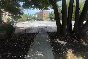 729 Massachusetts Ave NE, Washington, DC 20002 - Photo 10