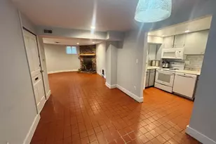 729 Massachusetts Ave NE, Washington, DC 20002 - Photo 2