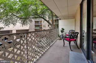 2201 L St NW, Washington, DC 20037 - Photo 22