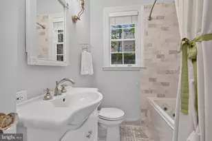 3041 Sedgwick St NW, Washington, DC 20008 - Photo 22
