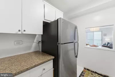 730 24th Street NW #600, Washington, DC 20037 - Photo 4