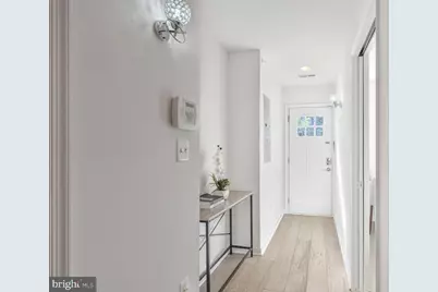 1268 16th Street NE #B, Washington, DC 20002 - Photo 2