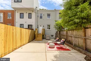 320 19th St NE, Washington, DC 20002 - Photo 32
