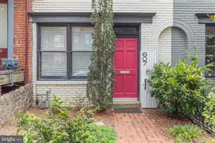 607 Constitution Ave NE, Washington, DC 20002 - Photo 2
