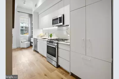 1324 E Street SE #103, Washington, DC 20003 - Photo 10