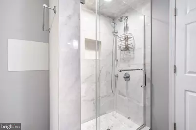 82 Q Street NW #84B, Washington, DC 20001 - Photo 8