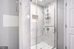 82 Q St NW, Washington, DC 20001 - Photo 8