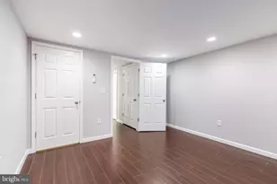 82 Q St NW, Washington, DC 20001 - Photo 18