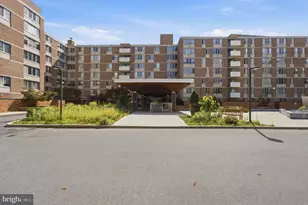 2939 Van Ness St NW, Washington, DC 20008 - Photo 32