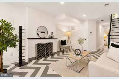 320 G Street SE, Washington, DC 20003 - Photo 4