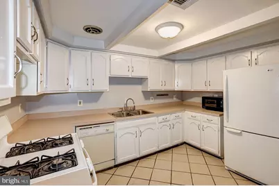 1326 L Street SE, Washington, DC 20003 - Photo 10
