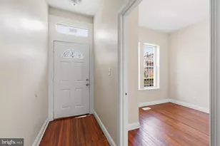 720 Gresham Pl NW, Washington, DC 20001 - Photo 2