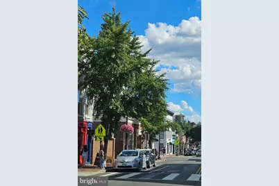 4462 Macarthur Boulevard NW, Washington, DC 20007 - Photo 16