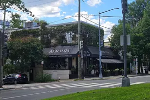 4462 MacArthur Blvd NW, Washington, DC 20007 - Photo 4