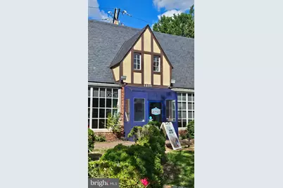 4462 Macarthur Boulevard NW, Washington, DC 20007 - Photo 6