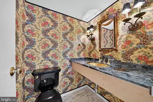 2510 Virgnia Ave NW, Washington, DC 20037 - Photo 28