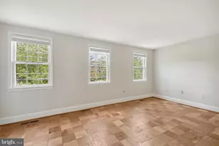 3231 Sutton Pl NW, Washington, DC 20016 - Photo 8