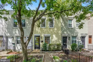415 17th St SE, Washington, DC 20003 - Photo 1