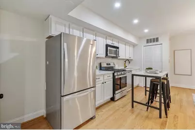 415 17th Street SE, Washington, DC 20003 - Photo 8