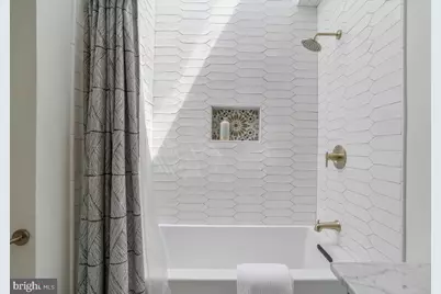415 17th Street SE, Washington, DC 20003 - Photo 24