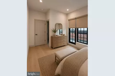 2115 Ward Court NW #8, Washington, DC 20037 - Photo 4