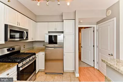 555 Massachusetts Avenue NW #313, Washington, DC 20001 - Photo 22