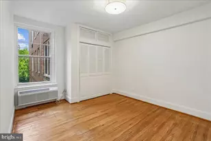 2410 20th St NW, Washington, DC 20009 - Photo 8