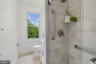 2410 20th St NW, Washington, DC 20009 - Photo 14