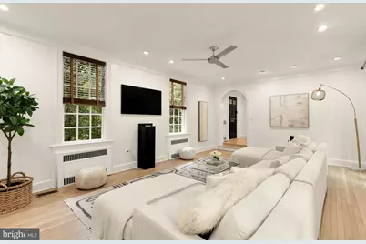 2035 Parkside Drive NW, Washington, DC 20012 - Photo 10
